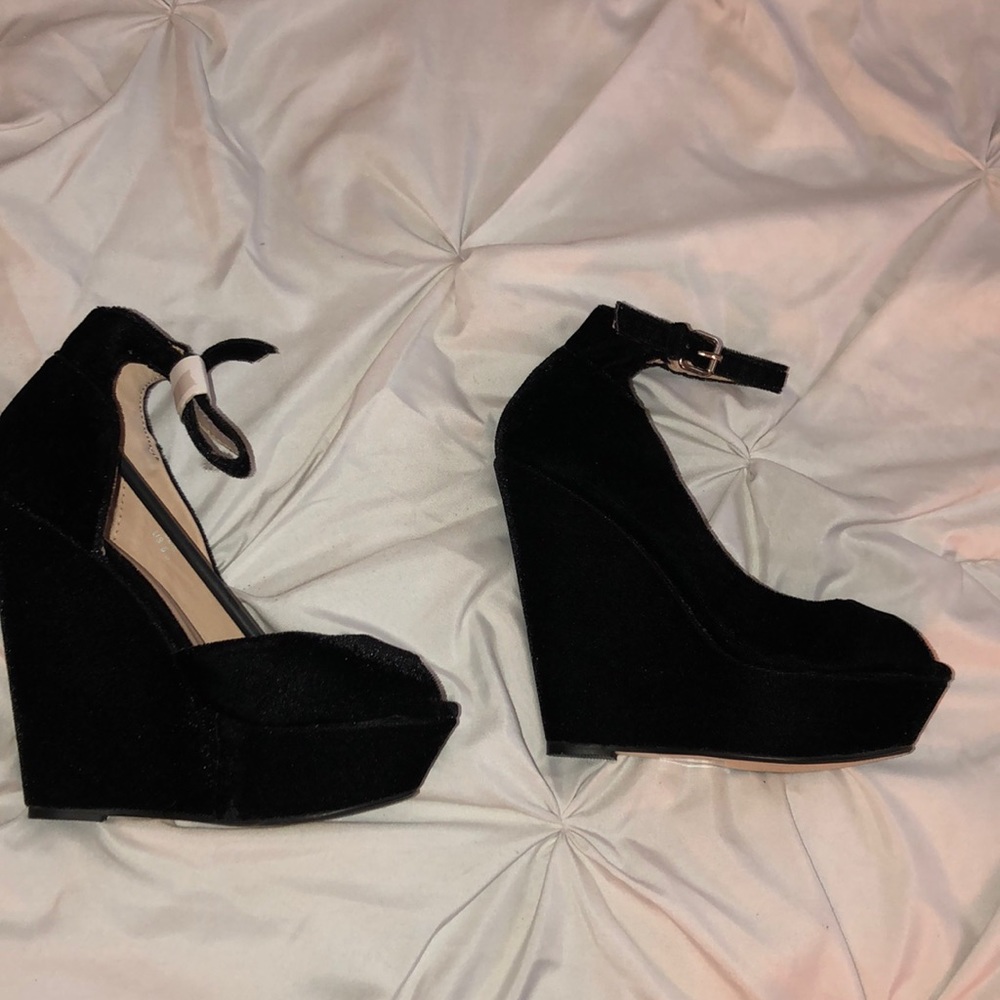 Black Velvet wedges.
